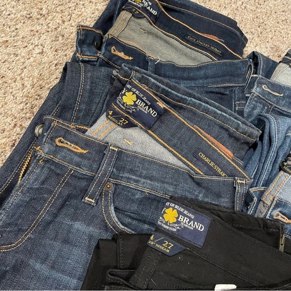 Bundle of Lucky brand jeans. Great quality. - Picture 4 of 4